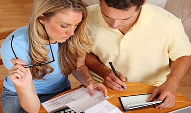 a couple budgeting . 